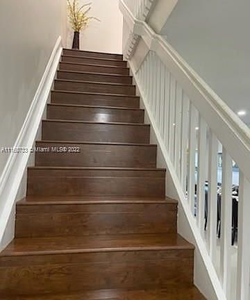 5th image of 307 SW 120th Ave #307