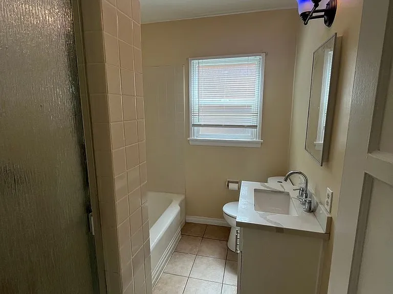 5223 E Carson St — Photo 16