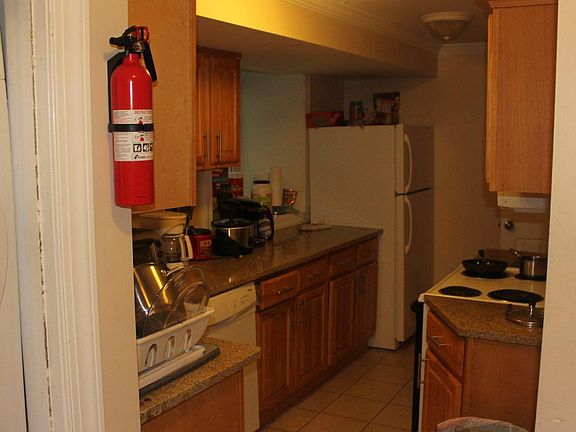 5th image of 2312 N Broad St #2B