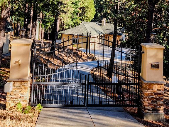 5th image of 10973 Scotts Flat Dam Rd