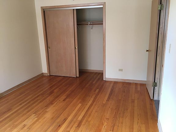 4th image of 216 Marengo Ave APT 1N