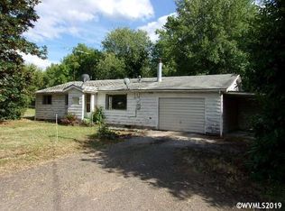 975 Hillview Dr, Lebanon, OR 97355
