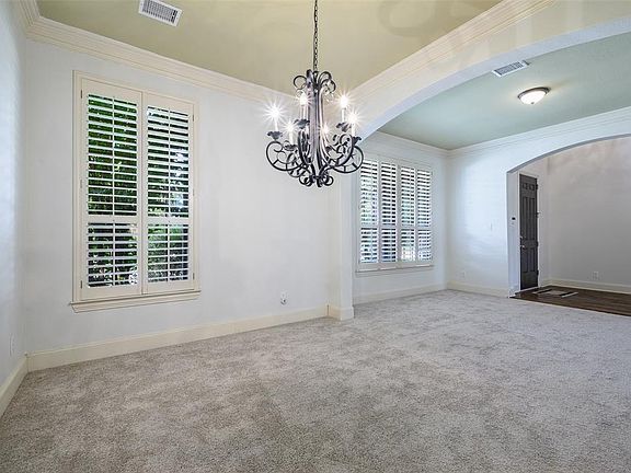 3rd image of 10974 Apple Valley Dr