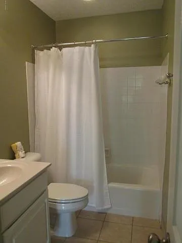 1517 La Fontenay Ct #1517 — Photo 7