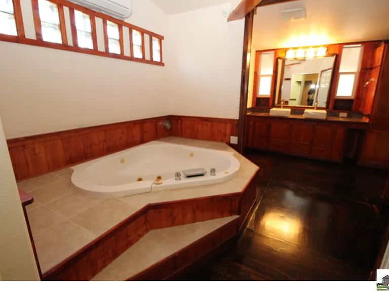 2809 Connell St — Photo 23