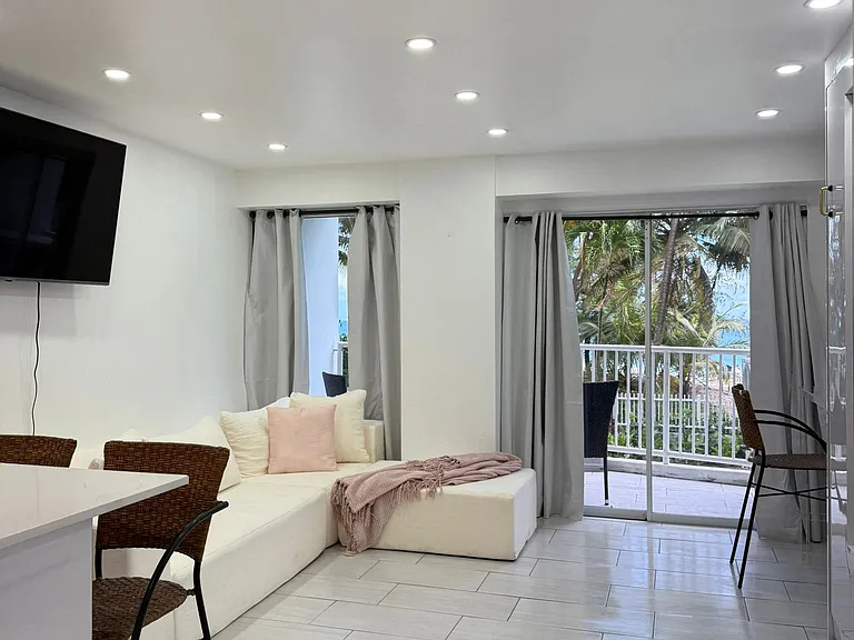 907 Castillo Del Mar Point #L105 — Photo 16
