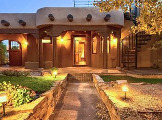 9 Bluesky Cir, Santa Fe, NM 87506
