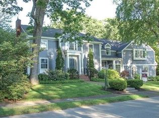 48 Kenilworth Rd, Wellesley, MA 02482