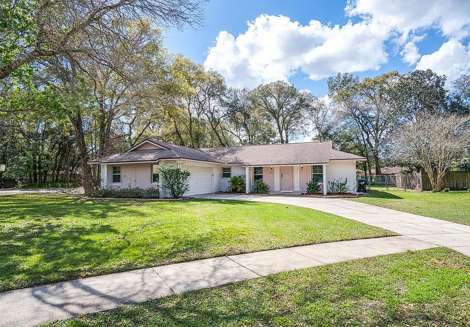 1st image of 1512 Camel Ct