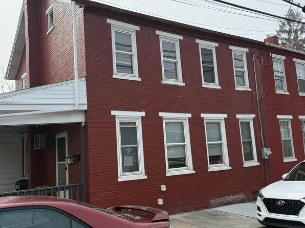 46 E Hummelstown St #101, Elizabethtown, PA 17022