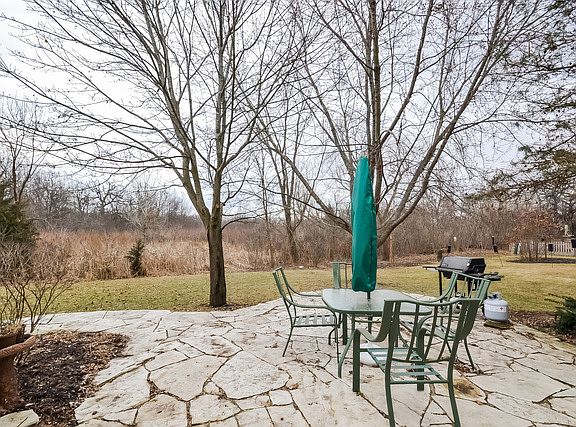 2nd image of 34279 N Old Walnut Cir