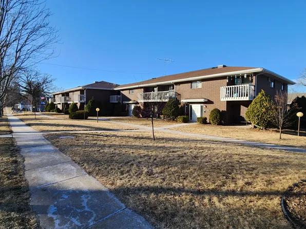 314 W Broadway St #9, Viroqua, WI 54665