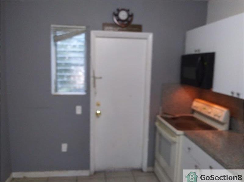 1st image of 1951 NE 167th St APT 10