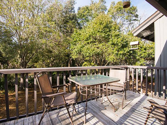 4th image of 1352 Dunlin Ct
