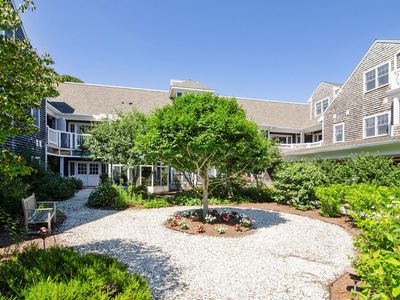 912 Main St #X208, Chatham, MA, 02633