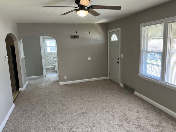 1403 Iowa St