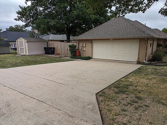 2nd image of 3214 Canton Ave