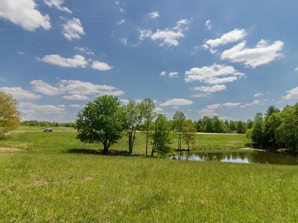 8124 Hoskins Hollow Rd, Westmoreland, TN 37186