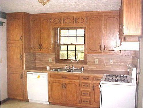 3rd image of 807 Vinson Ct