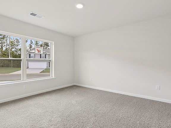 5th image of 226 Pristine Dr