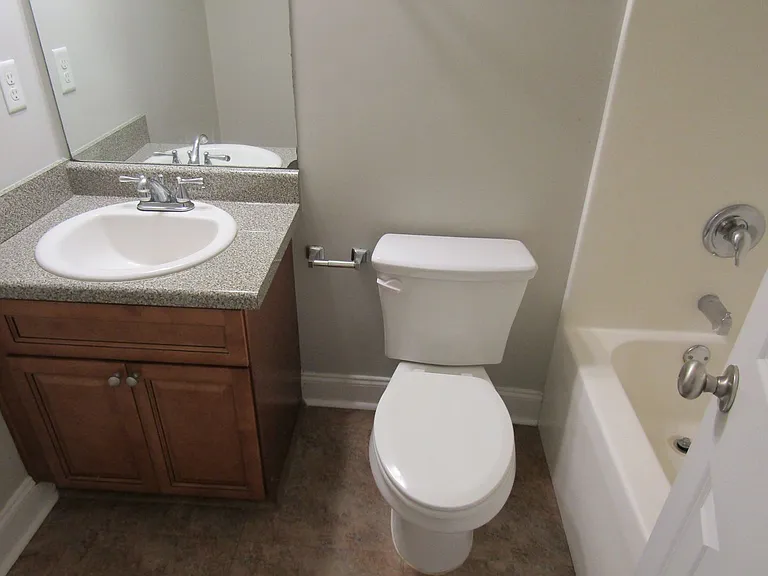 209 Ash Blvd — Photo 19