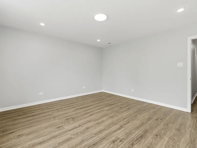 736 N Sawyer Ave #2 — Photo 14