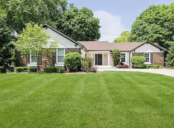 3rd image of 820 Sunblest Blvd
