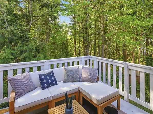 424 228th Street SW #H203, Bothell, WA 98021