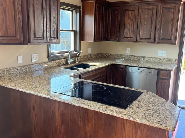 22 Hemstreet Ave #B, Mechanicville, NY 12118