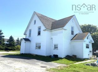52 Cecil St, Clarks Harbour, NS B0W 1P0