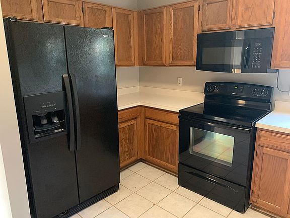 5th image of 6525 Grosvenor Ln