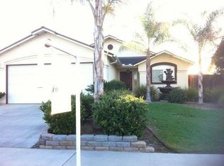 1664 Tucker Ave, Sanger, CA 93657