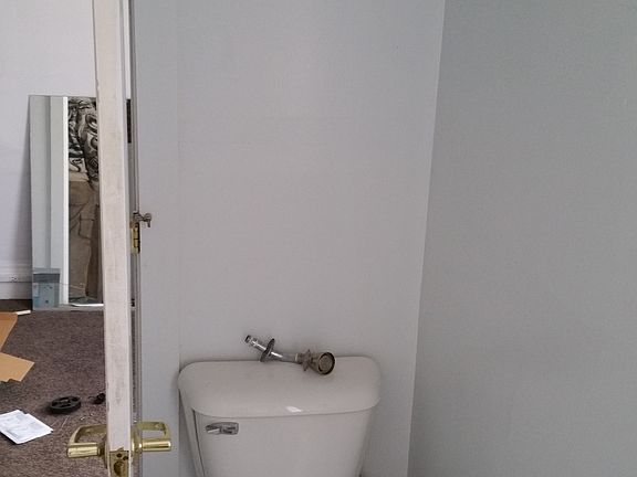 5th image of 1318 Washington Ave