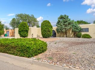 510 Las Marias Dr SE, Rio Rancho, NM 87124
