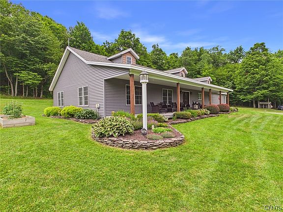 4th image of 2641 Webb Rd