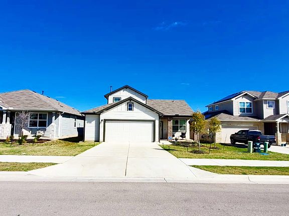 2nd image of 223 Lavaca River Ln