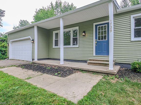 3rd image of 1729 Falkirk Rd