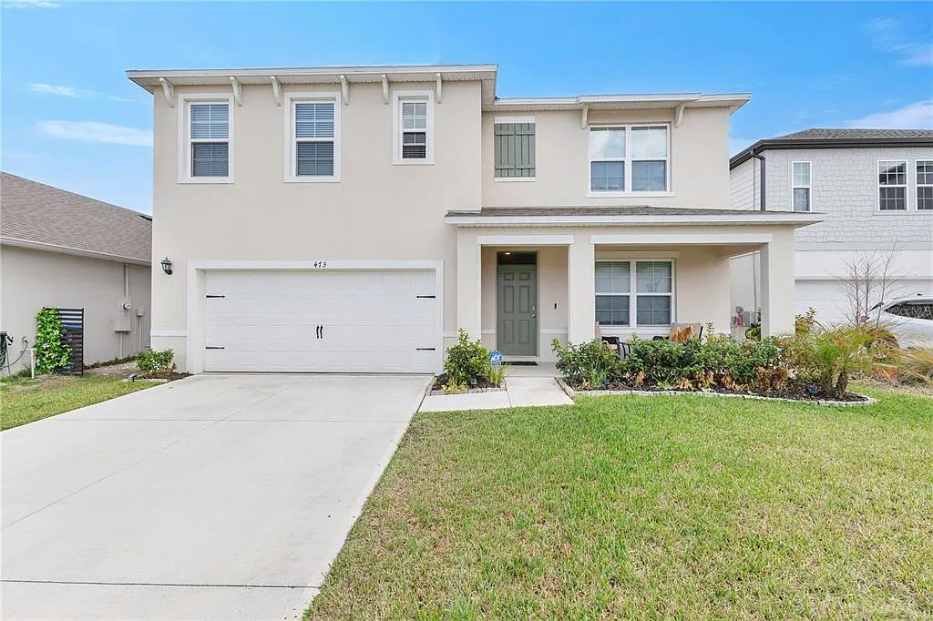 5 bed, 3.0 bath, 2674 sqft, $3,000 — Photo 1