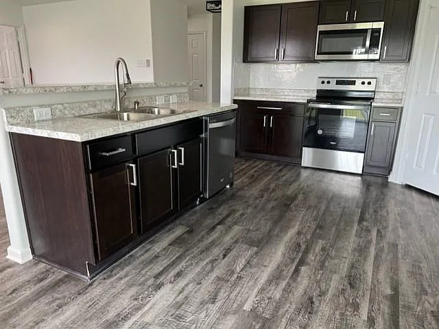 Prospector Dr — Photo 5