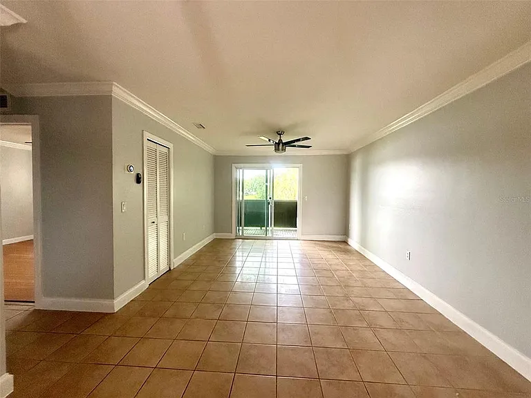 926 Lake Destiny Rd #F — Photo 7