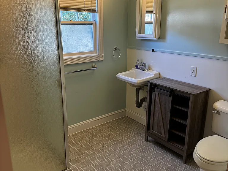 740 G St — Photo 4