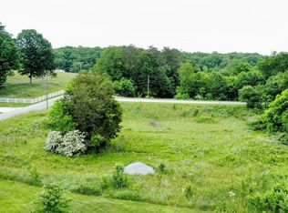 5524 Maple Hill Rd, Loudon, TN 37774