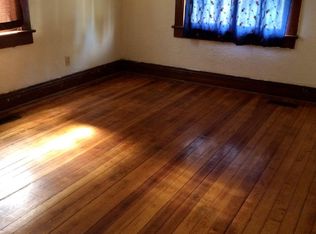 805 S 15th St #HOUSE, Saint Joseph, MO 64501