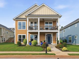 528 Coolwater Dr, Taylors, SC 29687