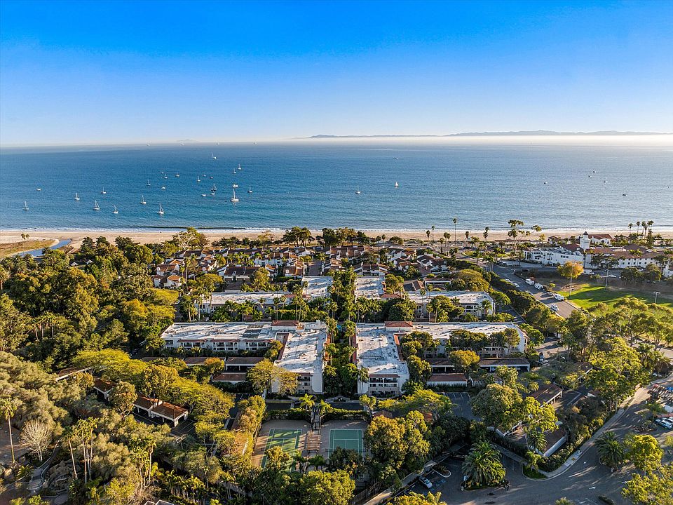 1st image of 104 Por La Mar Cir