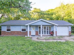 5509 Carla Dr, High Ridge, MO 63049