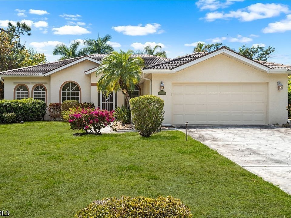 1st image of 25900 Creekbend Dr