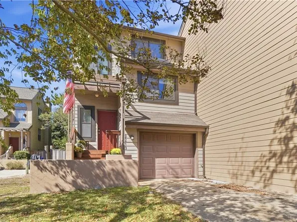 2213 Hermit Thrush Ln, Virginia Beach, VA 23455