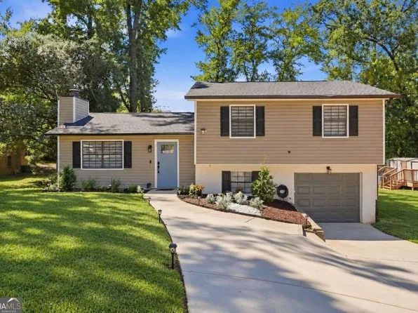 3316 Alcazar Dr SW, Lilburn, GA 30047
