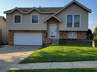 12816 Edna St, Omaha, NE 68138